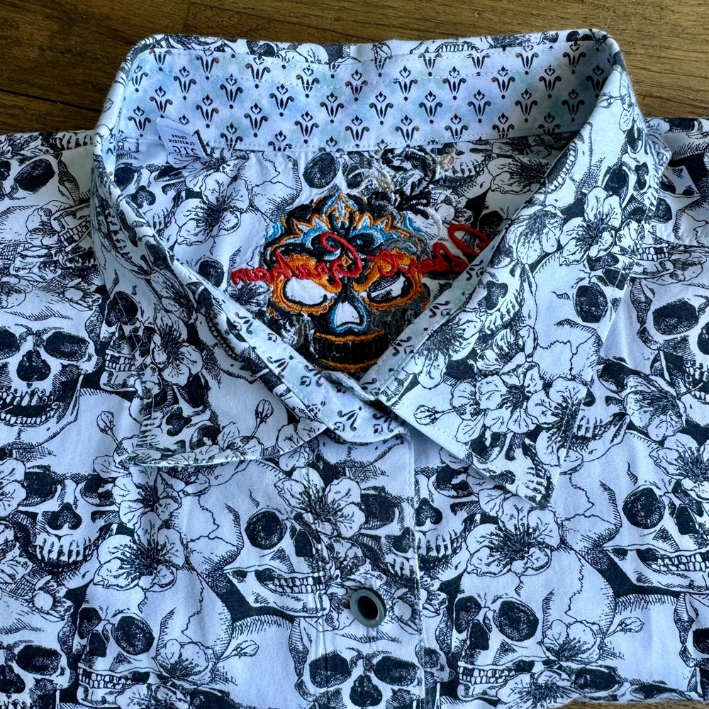 Robert Graham-SOLD - Picture 1 of 14